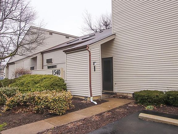 3rd image of 1540 Cedarwood Dr #15I