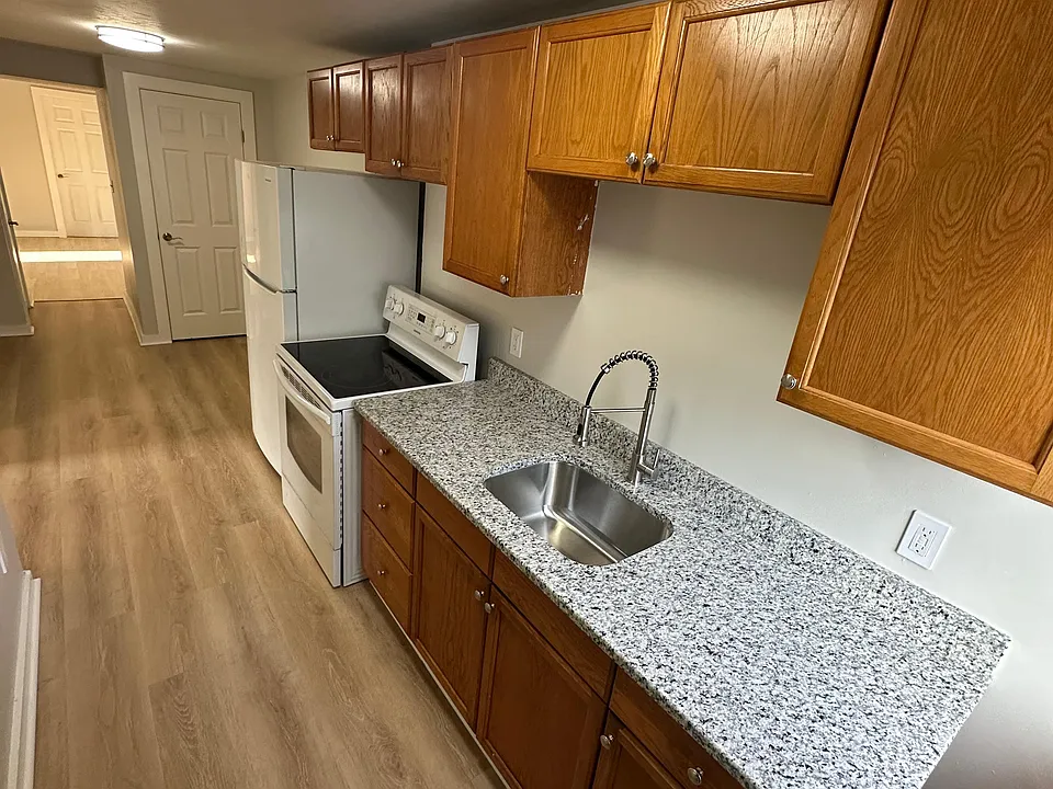 107-109 Prichard St #109-1