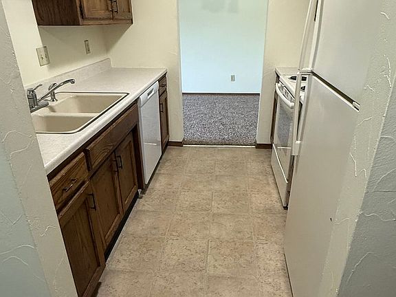 2nd image of 1901 Ridgeway Dr #74