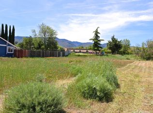 21441 Santa Maria Dr, Tehachapi, CA 93561