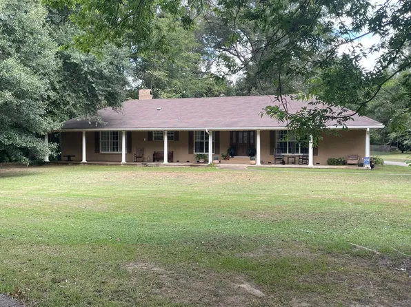10063 Redbud St, Saint Francisville, LA 70775