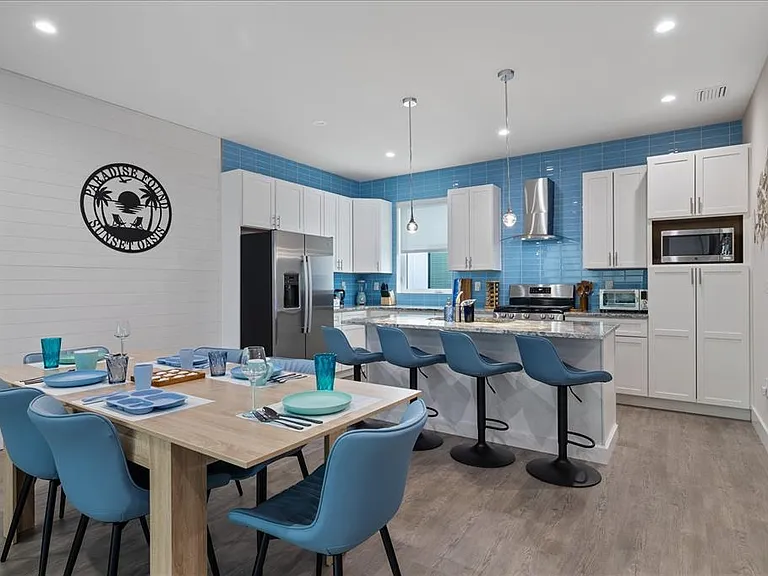 623 Petit Way — Photo 15