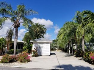 10011 Willowood Dr, Fort Myers, FL 33905