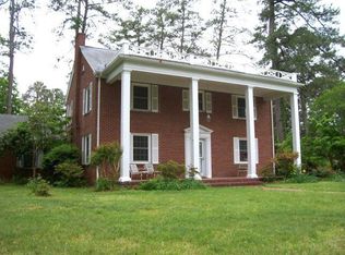 1201 Fairfax Ave, Elizabeth City, NC 27909