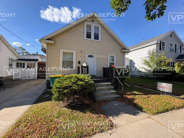 111 N Van Buren St, Green Bay, WI 54301