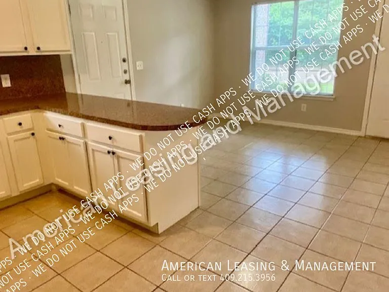 1007 Cunningham Dr — Photo 5