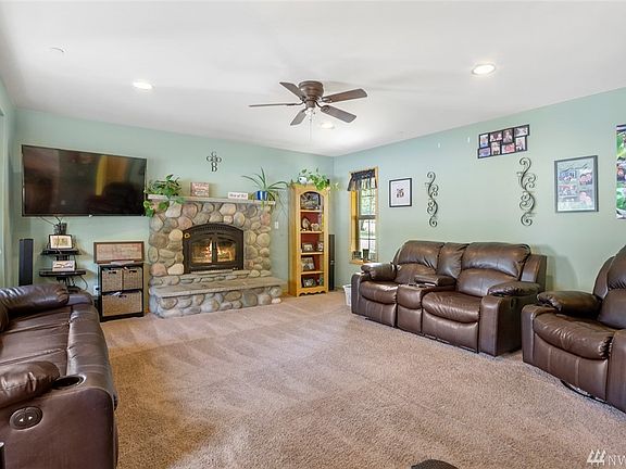 5th image of 33720 SE 287th St