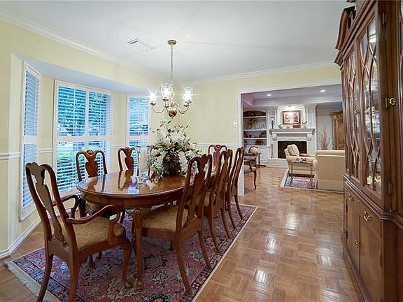 5th image of 2426 Brookcrest Pl