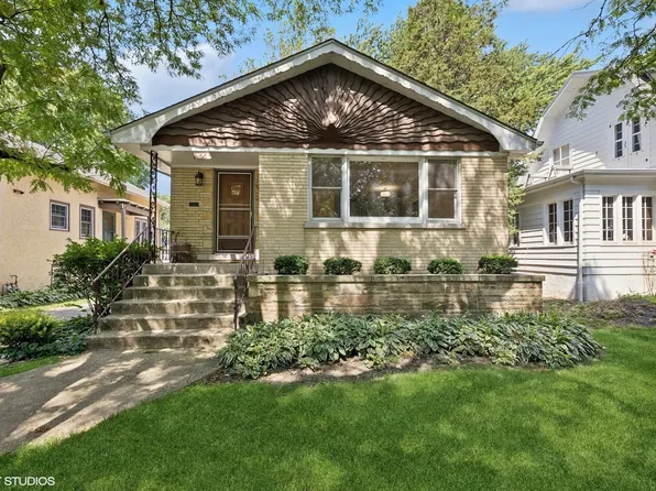 56 Malden Ave, La Grange, IL 60525