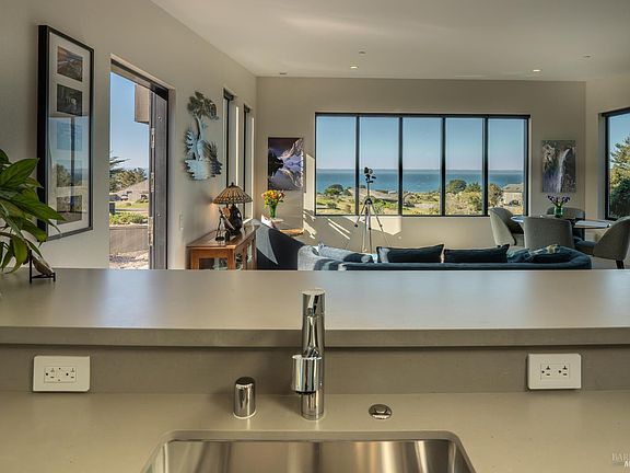 5th image of 39074 Hedgegate Road