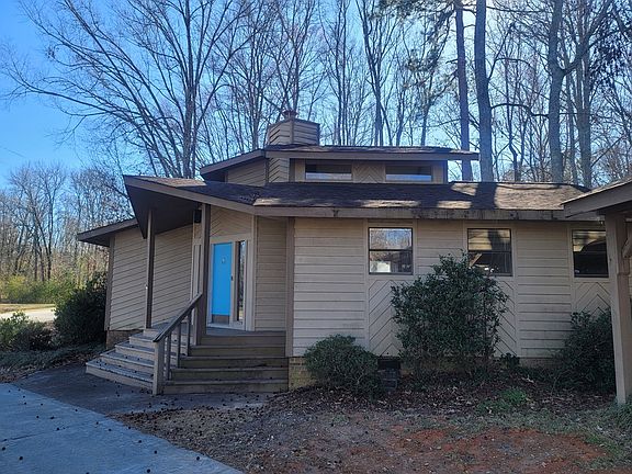 2nd image of 101 Cypress Holw