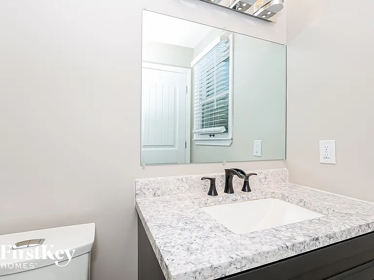 345 Highfield Dr — Photo 13
