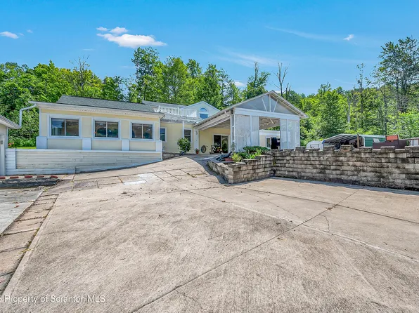 831 Montdale Rd, Scott Township, PA 18447