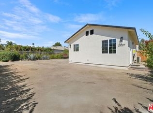 21007 Saticoy St, Canoga Park, CA 91304
