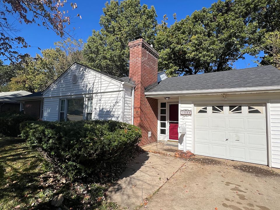 1st image of 10069 Grosvenor Dr