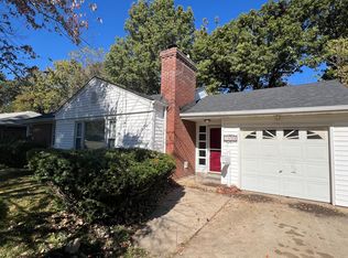 10069 Grosvenor Dr, Saint Louis, MO