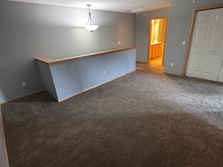 12210 Urbank St NE #B — Photo 16