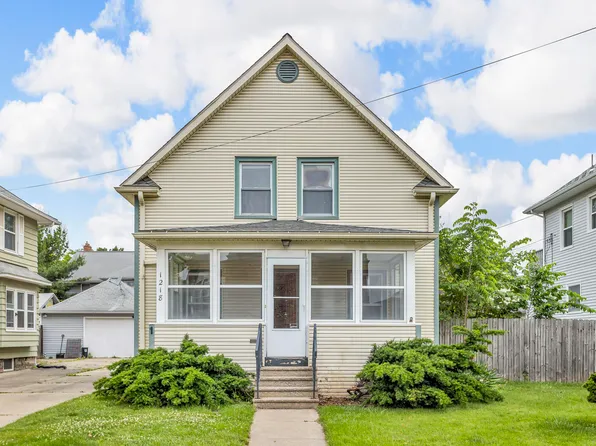 1218 Forest Ave, Jackson, MI 49201
