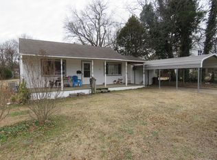 606 W Chenault Ave, Checotah, OK 74426