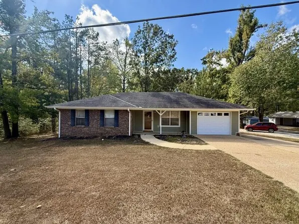 400 Central Dr, Booneville, MS 38829