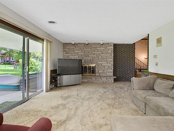 5th image of 4721 W Yale Ave