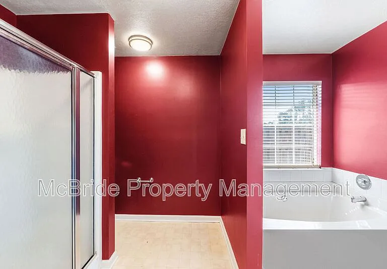 928 Hunting Horn Way W — Photo 15