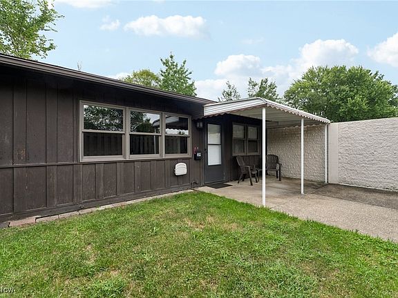 3rd image of 39 Greenfield Ct