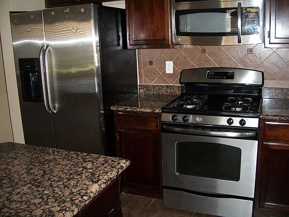 5th image of 12216 Stansbury Dr