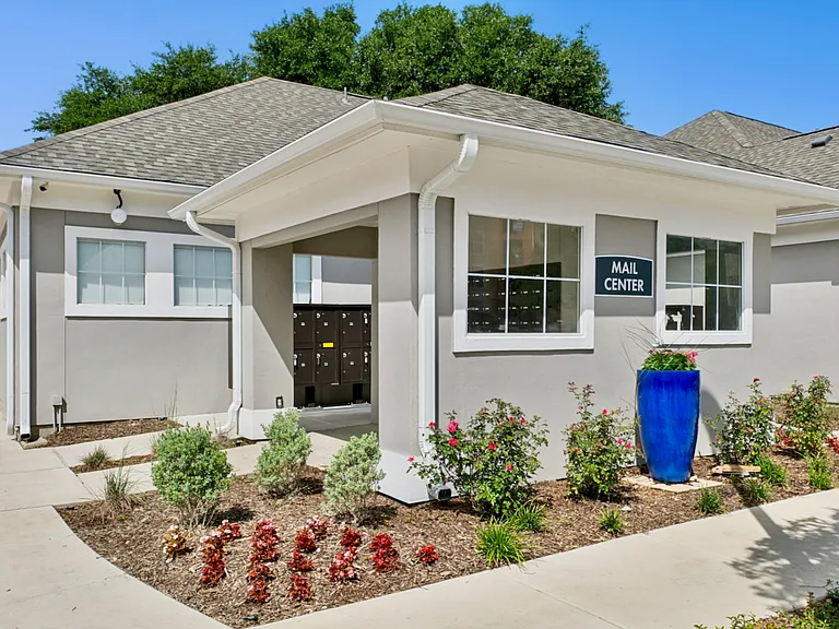 13695 Goldmark Dr — Photo 9