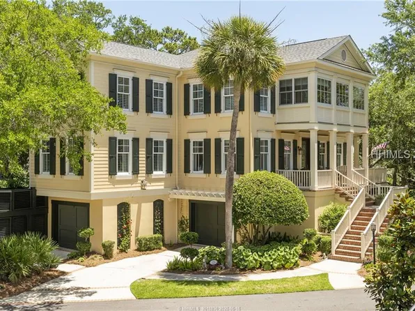 13 Indian Hill Ln, Hilton Head Island, SC 29926