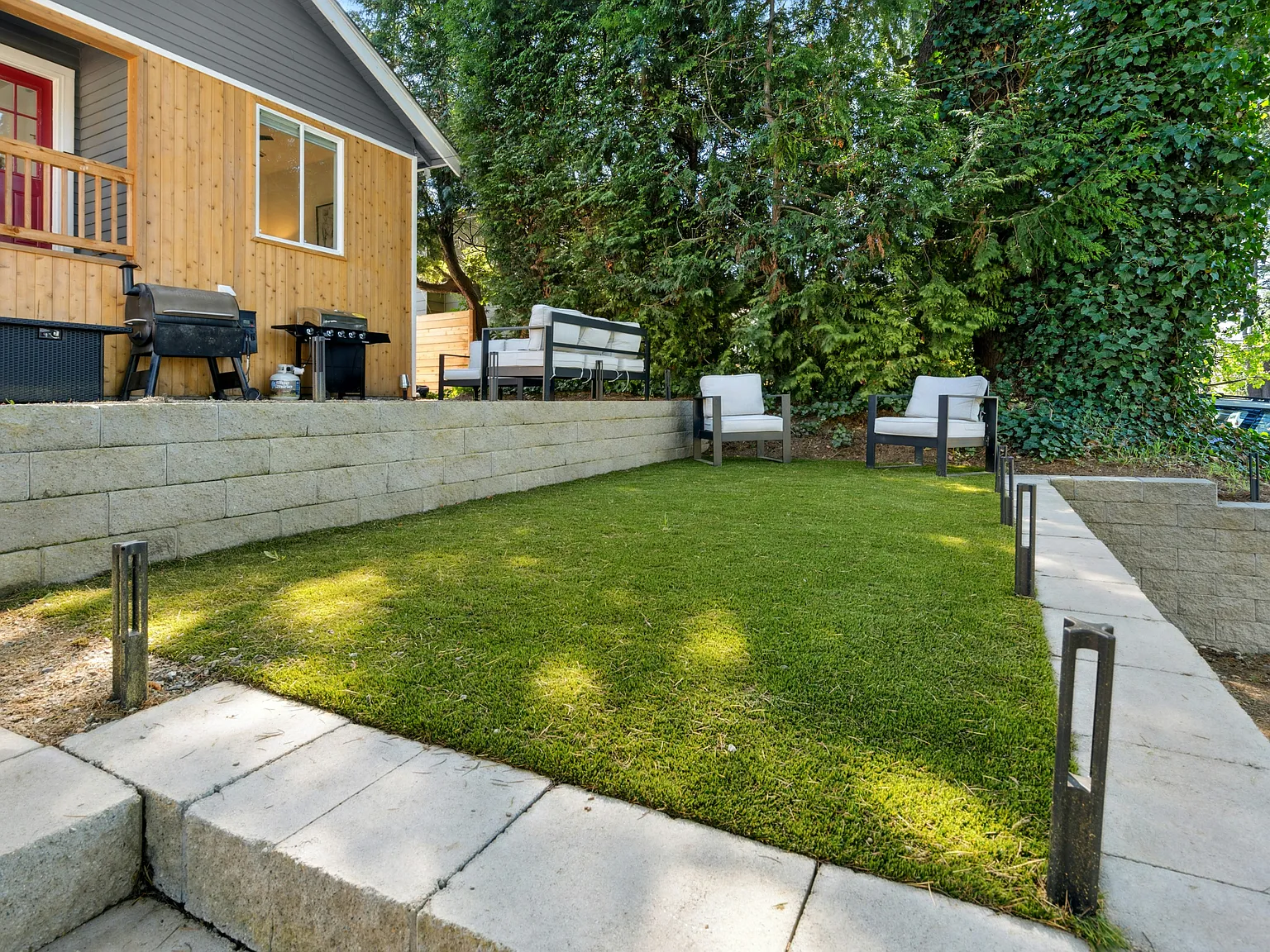 4 bed, 1740 sqft, $3,900 — Photo 3
