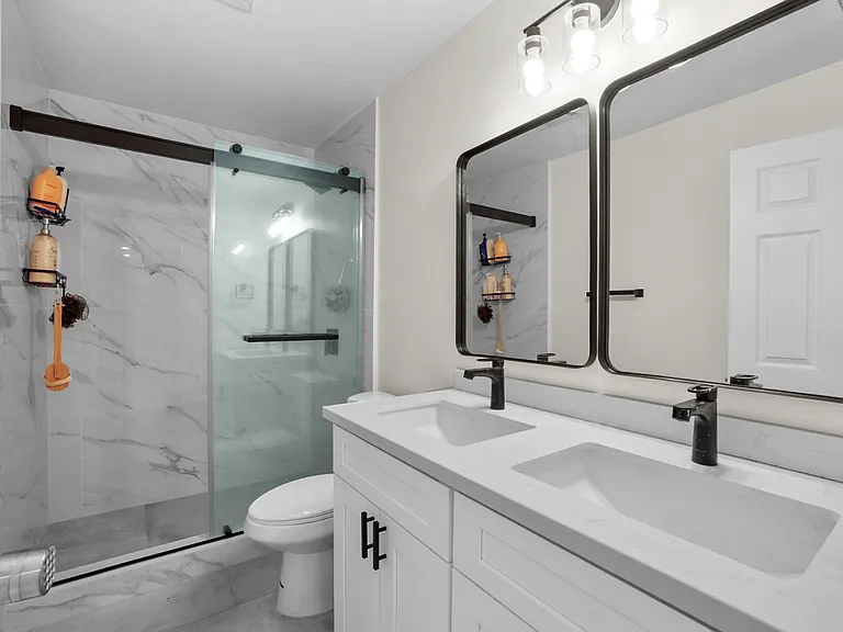 6124 Pembroke Dr — Photo 14
