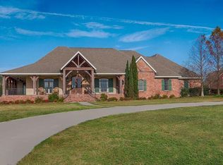 30 Ballantrae Dr, Hattiesburg, MS 39402