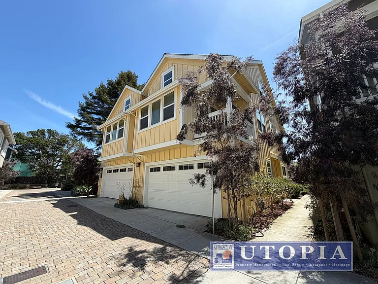 106 Jacobs Ln — Photo 30