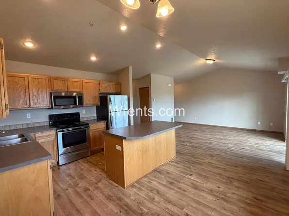 403 S Eastern Rd, Spokane Valley, WA