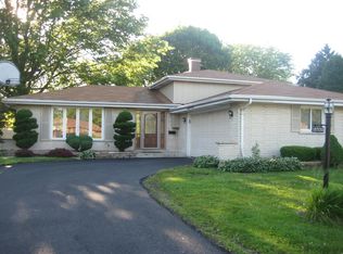 18938 Barbara Ct, Lansing, IL 60438