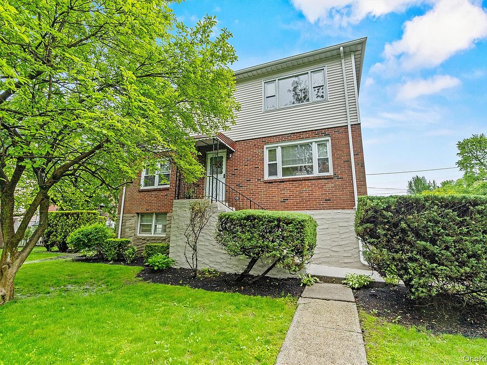1st image of 152 Harrison Ave #2