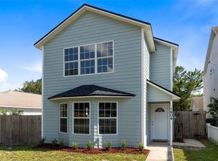 1404 E 9th Ave, Mount Dora, FL 32757