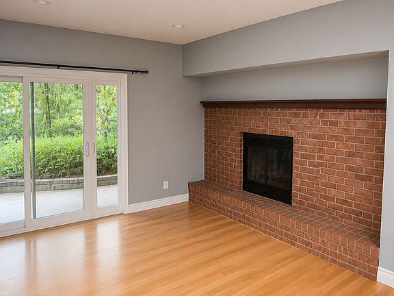 5th image of 63 Albury Way