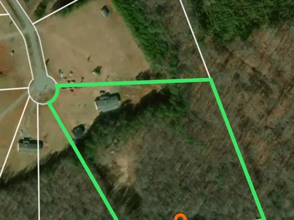 532 Seng Pao Dr, Campobello, SC 29322