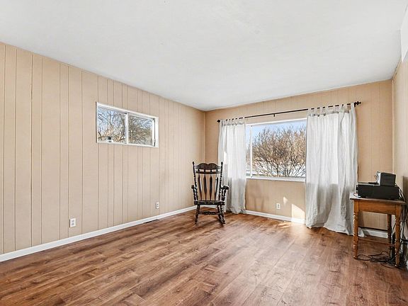 3rd image of 118 Schirmer Pkwy