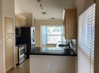 16151 SW 83rd St, Miami, FL 33193