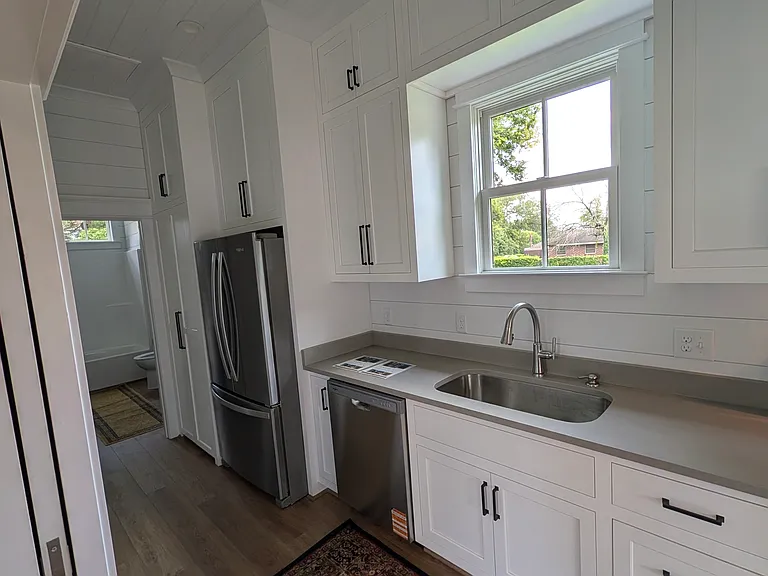 891 Elm St — Photo 10