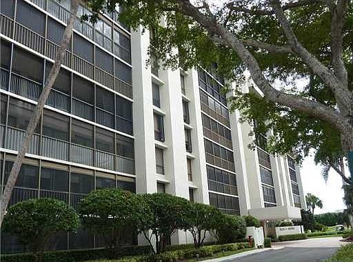 Home For Sale In Boca West