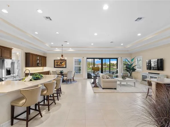 2513 Breakwater WAY #2-202, NAPLES, FL 34112