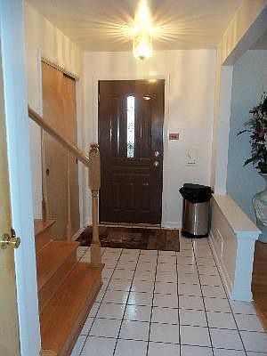 3rd image of 900 Worchester Ave