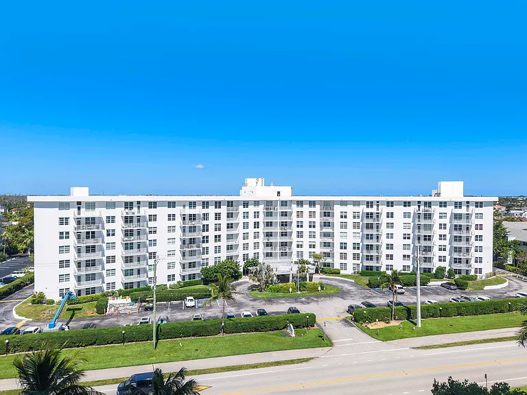 2851 S Ocean Blvd #7-E — Photo 29