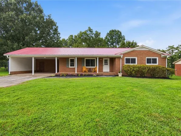 211 Maxwell Dr, Lexington, NC 27295