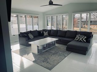 30 Sarah Ave, Springfield, IL 62703