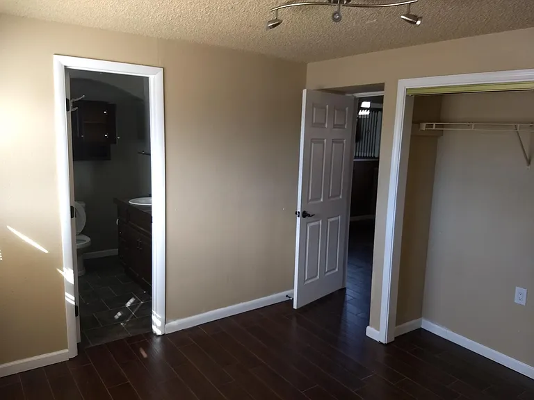 7276 Shawnee Way — Photo 8
